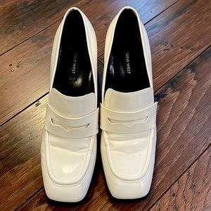 Nine West Loafer!! Great Condition!!
